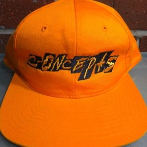 Concepts yellow snap-back flat brim hat